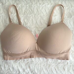 Victorias Secret PINK 36DD Bra Beige Wear Everywhere Wireless Push Up